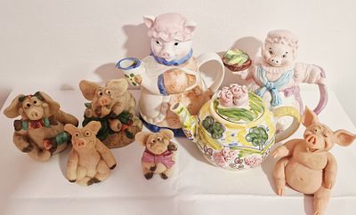 Pig Orniments And Teapots . Usable condition