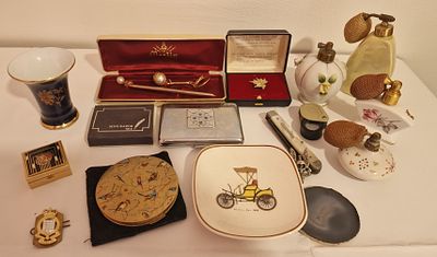 Mixed Selection Of Items To Include Stratton Compact Merlin Pen 24kt Gold encrusted Maple Leaf 