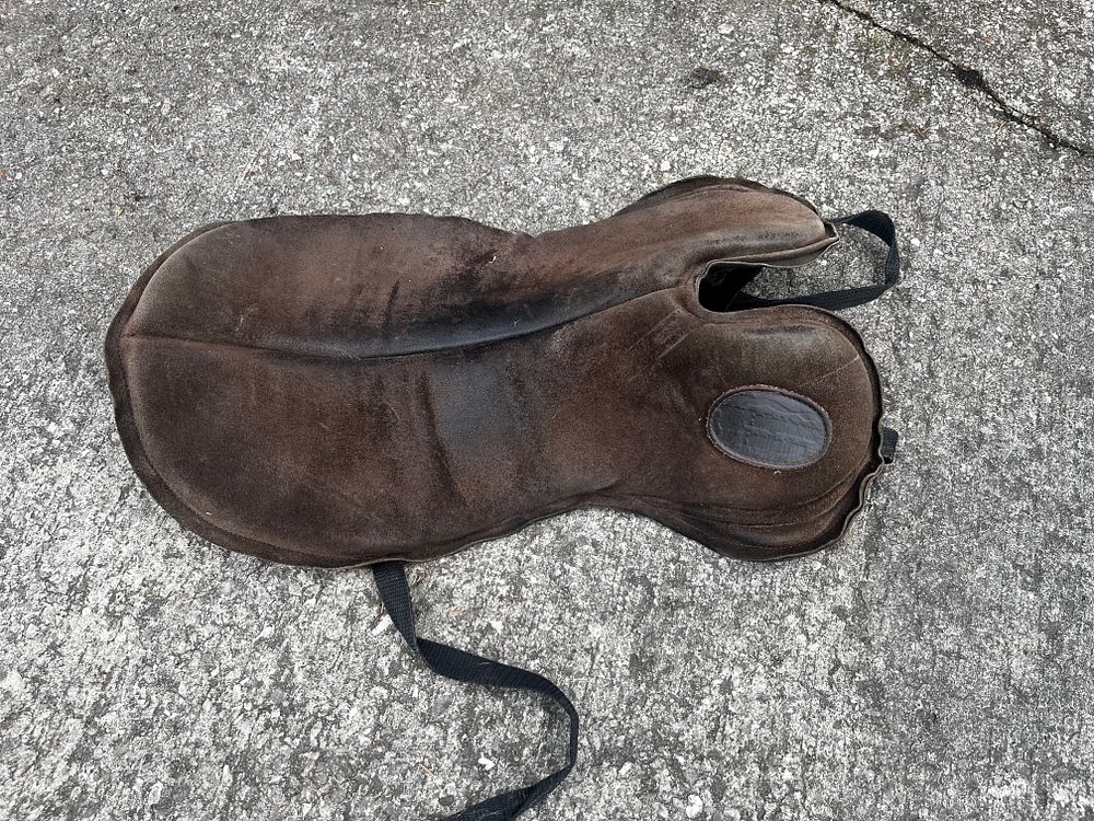 Enlightened Equitation Seat Saver. Brown one size