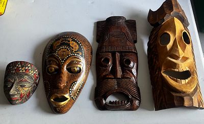 4x African Masks. Carved wood