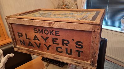 Players cigarette packing crate . Large players cigarette crate in fabulous condition with 
