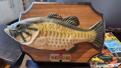 Billy bass fish working
When batteries fitted. Big mouth Billy bass fish in full 
Working 