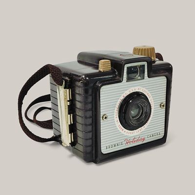 KODAK BROWNIE HOLIDAY CAMERA - with Kodet lenses and carrying strap, manufactured in Rochester 