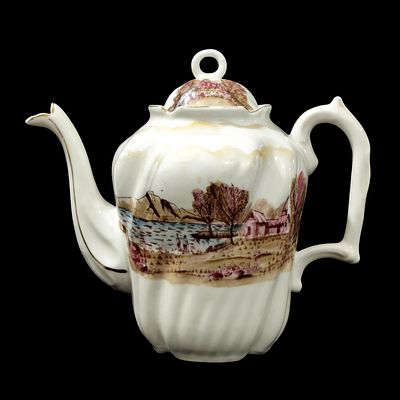 VISTA ALEGRE PORCELAIN TEAPOT 1881-1925 - with stamped decorations on the base and lid 