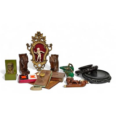 MISCELLANEOUS. Set consisting of 14 diverse pieces in different materials. Dim: 32 cm (largest). 