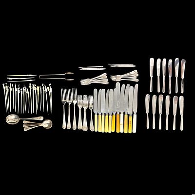 MISCELLANEOUS CUTLERY. Set of 57 cutlery pieces and 23 toothpicks, in stainless steel 