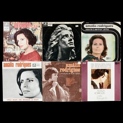 VINYL. Set of 6 33 rpm records, Am&aacute;lia Rodrigues collection, as you can see in the photograph. 