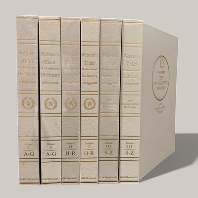 WEBSTER'S THIRD NEW 
INTERNATIONAL DICTIONARY 
AND SEVEN LANGUAGE DICTIONARY. Encyclopedia 