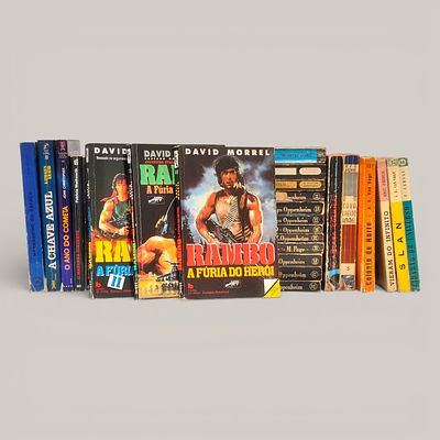 POCKET BOOKS. Set of 36 diverse books, 
Vampire Argonaut Collection and others 
Science Fiction 