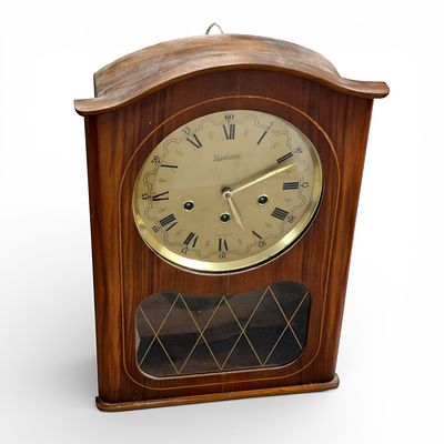 REGULATOR WALL CLOCK. Wall chime clock by the extinct Portuguese brand "Reguladora". It features 