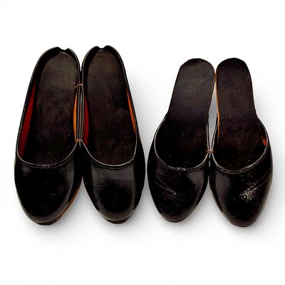 DECORATIVE CLOGS. Clogs made of wood and tanned cowhide, traditional Portuguese, also known as 