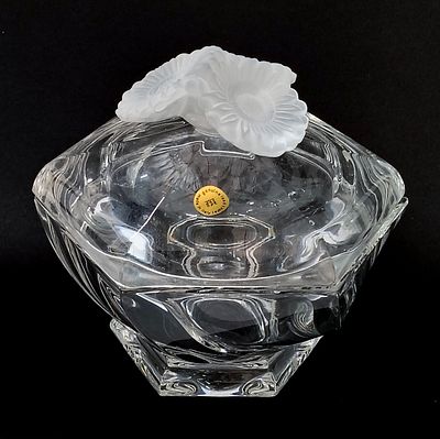 ITALIAN CRYSTAL SWEET DISH. Decorative Italian crystal sweet dish, cut clear glass and a frosted 
