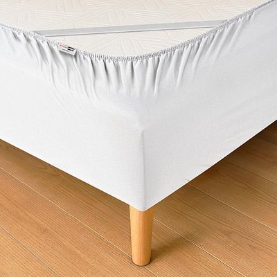 WRAPPYBAG ELASTIC BED COVER 180X200. White elastic bed cover to refresh and modernize old 