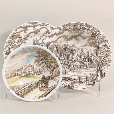 WESTMORLAND WOOD & SONS PORCELANA. Conjunto de 3 pratos em porcelana Wood & Sons, modelo 