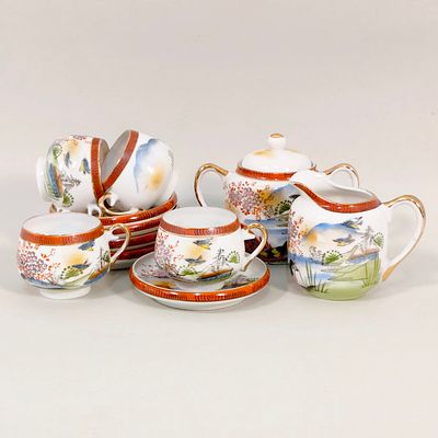 PARTE DE SERVI&Ccedil;O DE CH&Aacute; EM PORCELANA CHINESA. Parte de servi&ccedil;o de ch&aacute; em porcelana chinesa com 