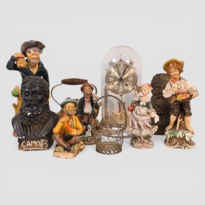 CONJUNTO DIVERSO. Conjunto de itens diversos, faian&ccedil;a, pocelana, metal, vidro, entre eles 