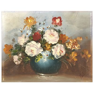 &Oacute;LEO SOBRE TELA. &Oacute;leo s/ tela, arranjo de flores, assinado. Dimens&otilde;es: 20x25cm. Nota: faltas na 