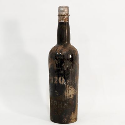 KROHN VINTAGE PORT WINE 1920. Bottle of Krohn Vintage Port wine, 1920, Porto. Volume: 75cl.
