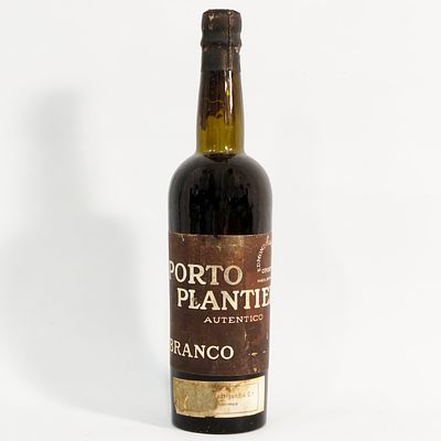 EDMOND PLANTIER & C&ordm; PORT WINE. Bottle of authentic white Plantier Port wine, Edmond Plantier & C&ordm;.