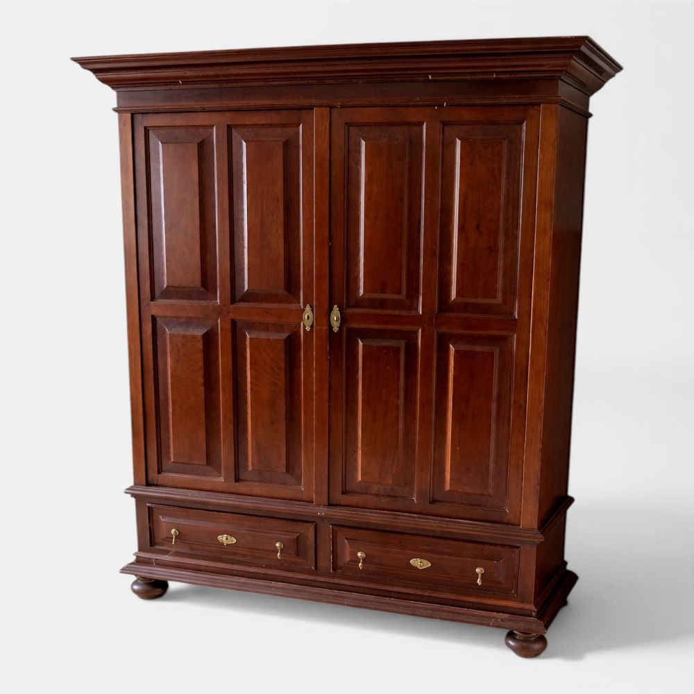 RUSTIC OAK WARDROBE. Classic solid oak wardrobe with two paneled doors, interior drawers and a 