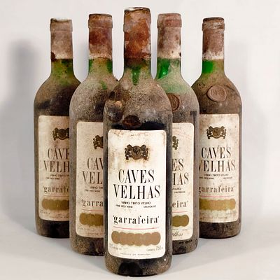 CAVES VELHAS RED WINE SELECTION. Selection of 6 bottles of Caves Velhas Garrafeira Red Wine.
