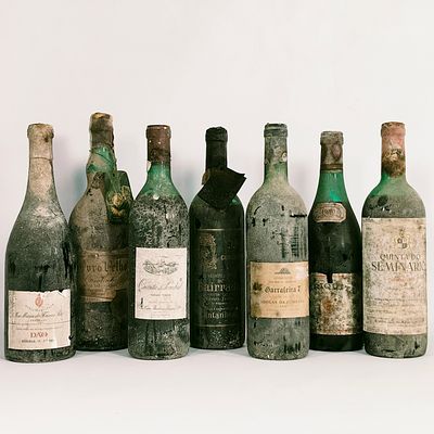 RED WINE SELECTION. Bottle of Periquita 1980, 1 bottle of Jos&eacute; Maria da Fonseca 1962, one bottle 