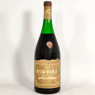 ROMEIRA RED WINE. Magnum Romeira old red wine cellar 1976.