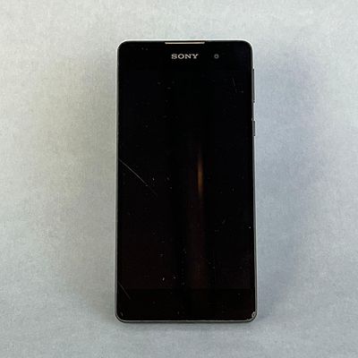 SONY XPERIA E5 - F3311. Sony Dual Sim Smartphone, CPU 4x1.3GHz Cortex A53, 13MP Camera, f/2.0. 