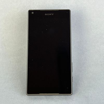 SONY XPERIA Z5 COMPACT. Sony Smartphone CPU 8x1.8GHz, 2GB RAM, 23 MP Camera f/1.8. Note: Working