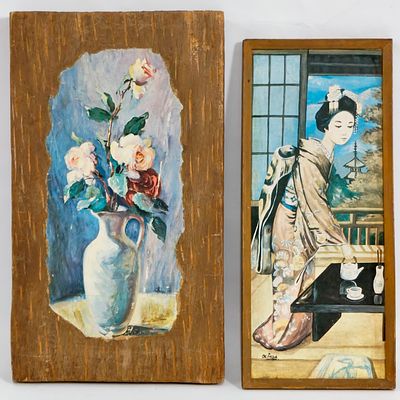 QUADROS DECORATIVOS. Conjunto de 2 impress&otilde;es sobre madeira, uma natureza morta com flores e uma 