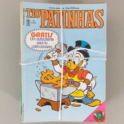 UNCLE SCROOGE MAGAZINES. Set of 21 Donald Duck magazines, between no. 37 and no. 66.