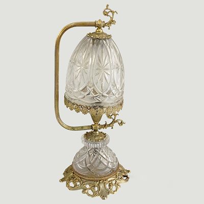 TABLE LAMP. Table lamp in gilded metal and textured and embossed glass, one light. E14, old 