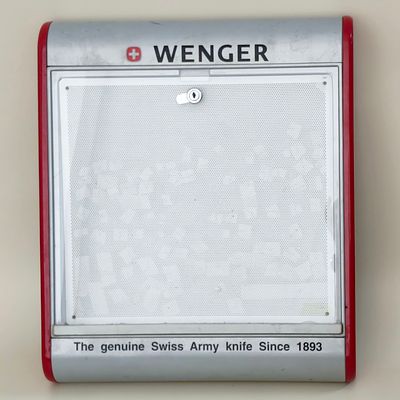 WENGER BRAND DISPLAY CASE. Vintage display stand (1980s) for the famous Swiss knives. Metal 