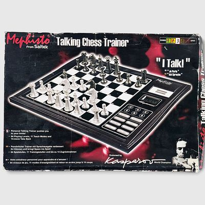 VINTAGE CHESS SET (1980s). Mephisto Talking Chess Trainer electronic chess set by Saitek. Device 