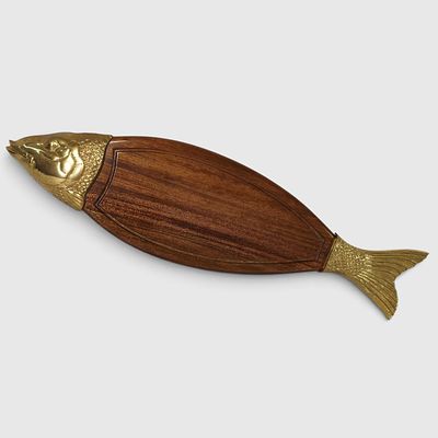 LARGE VINTAGE SALMON FISH-SHAPED TRAY. Large serving platter for salmon made of wood with brass 