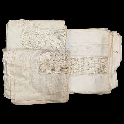 3 LARGE ANTIQUE COTTON SHEETS. Antique 19th/20th century sheets in cotton or linen, with 