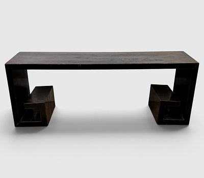 MODERN ORIENTAL STYLE CONSOLE TABLE. Elegant console table with a contemporary geometric design 