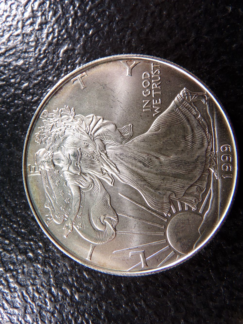1999 AMERICAN SILVER EAGLE DOLLAR *****1 OZ. SILVER*****. CLICK THE LINK FROM YOUR INVOICE TO 