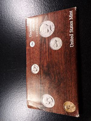 1985 UNITED STATES UNC. COIN SET P&D. CLICK THE LINK FROM YOUR INVOICE TO PAY... INVOICES ARE 