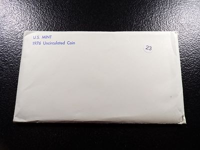 1976 UNITED STATES MINT P&D UNCIRCULATED COIN SET. CLICK THE LINK FROM YOUR INVOICE TO PAY... 