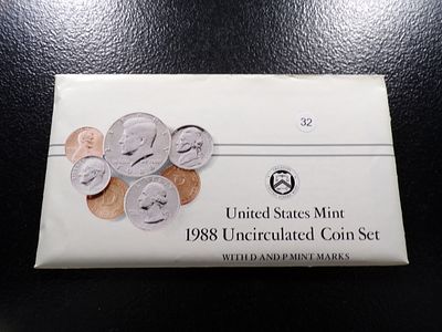 1988 UNITED STATES MINT P&D UNCIRCULATED COIN SET. CLICK THE LINK FROM YOUR INVOICE TO PAY... 