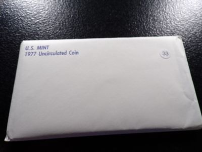 1977 UNITED STATES MINT P&D UNCIRCULATED COIN SET. CLICK THE LINK FROM YOUR INVOICE TO PAY... 