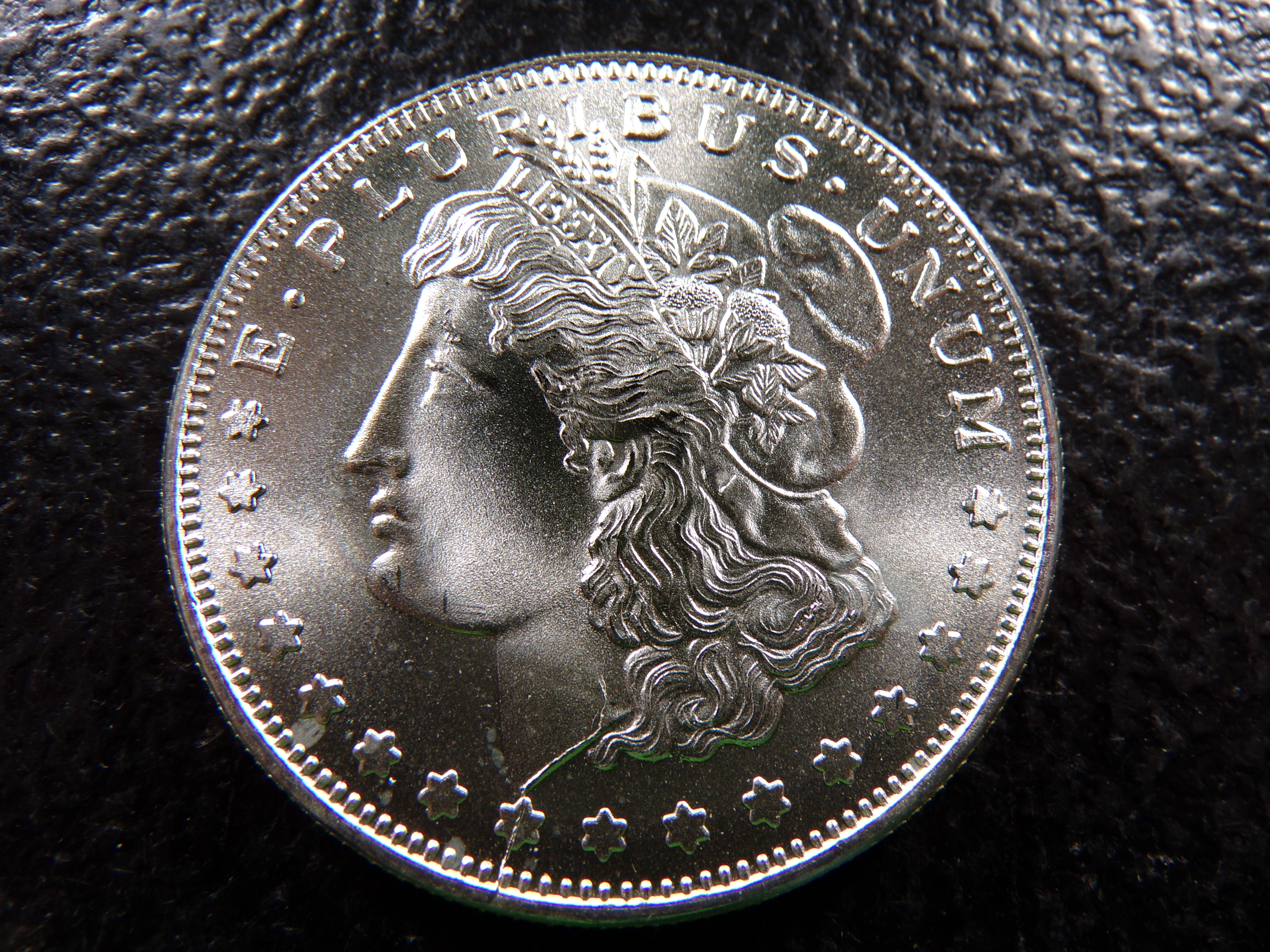 SILVER COLLECTIBLE 1 OUNCE .999 FINE SILVER