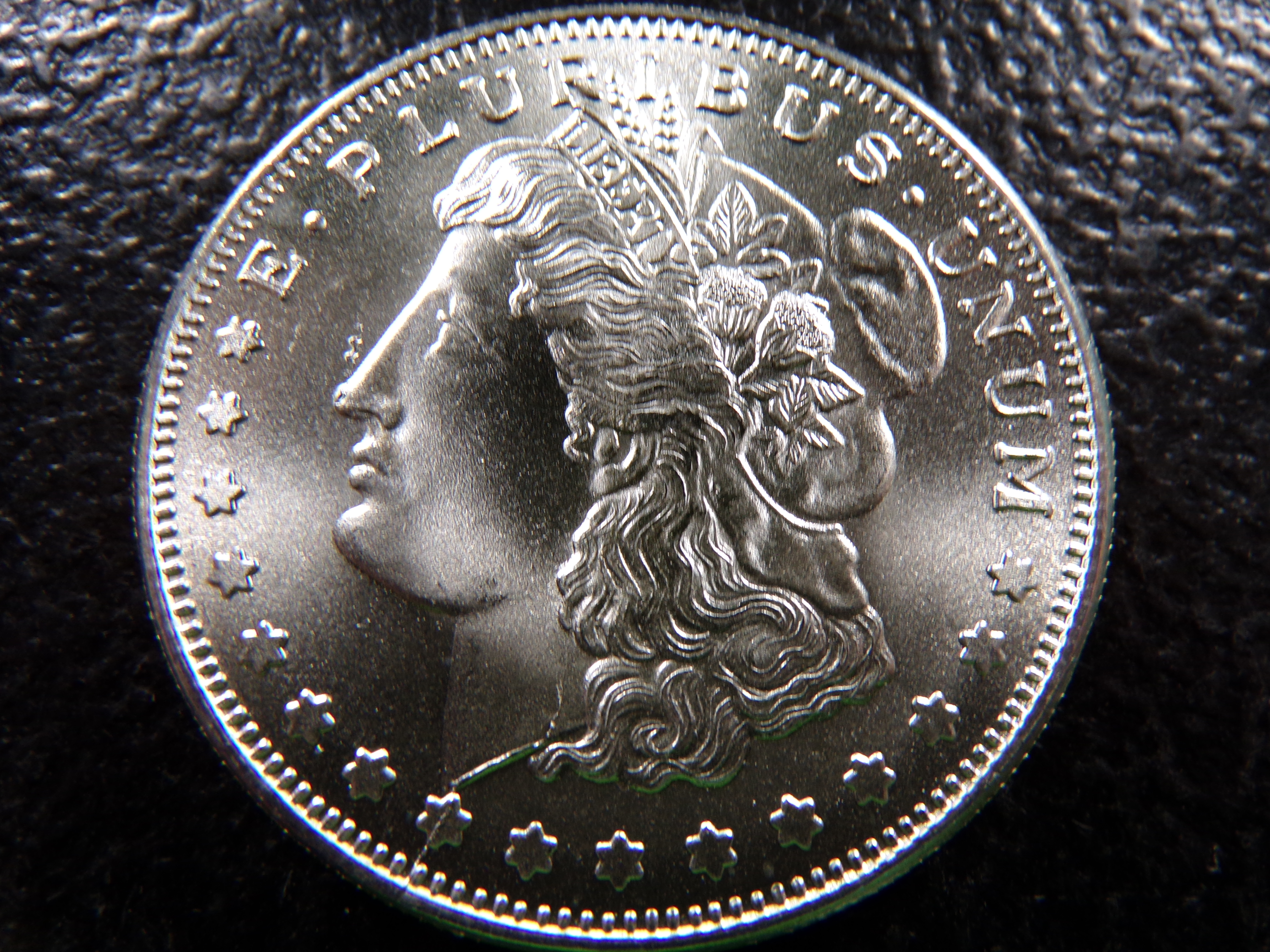 SILVER COLLECTIBLE 1 OUNCE .999 FINE SILVER