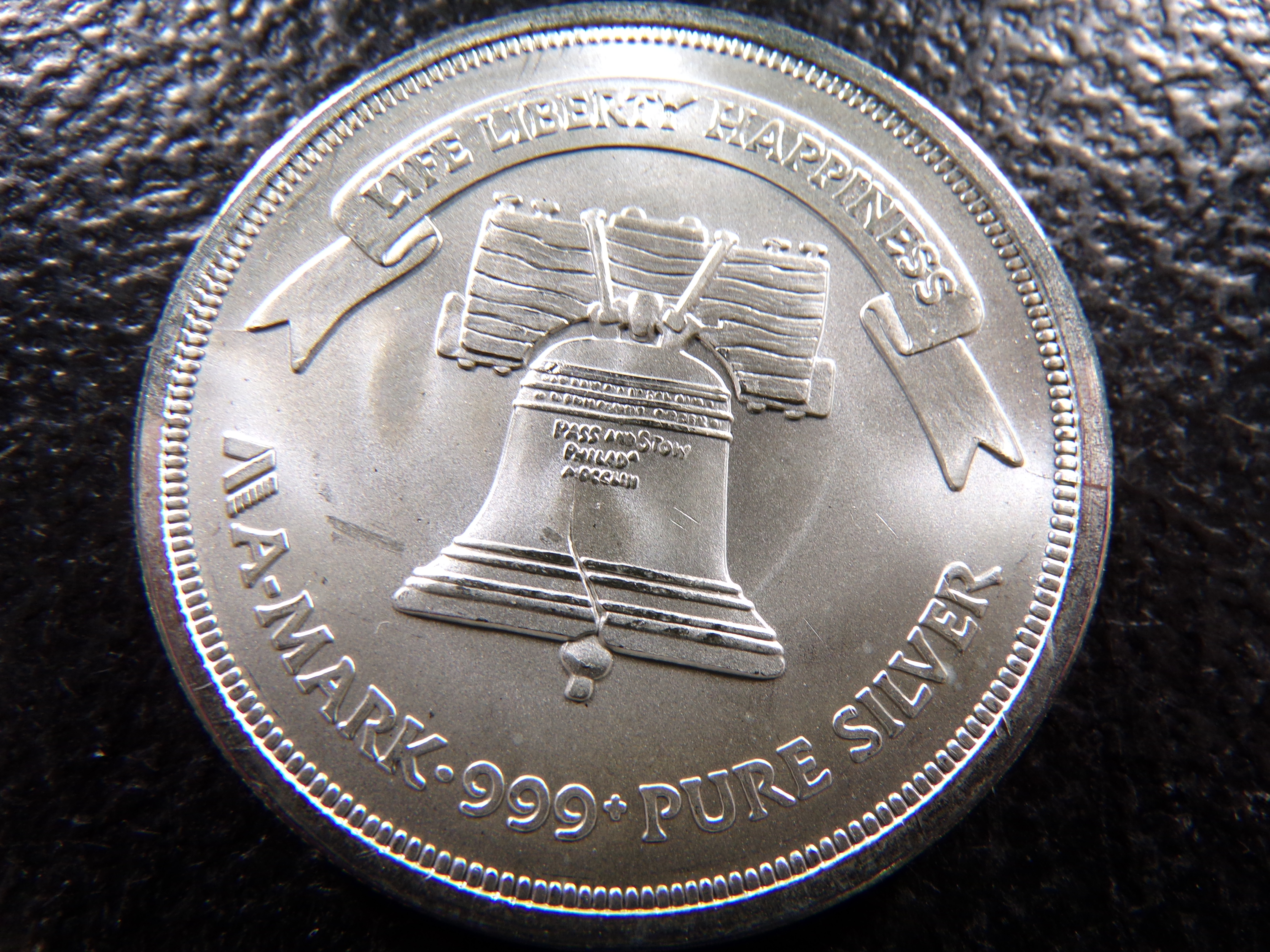 SILVER COLLECTIBLE 1 OUNCE .999 FINE SILVER