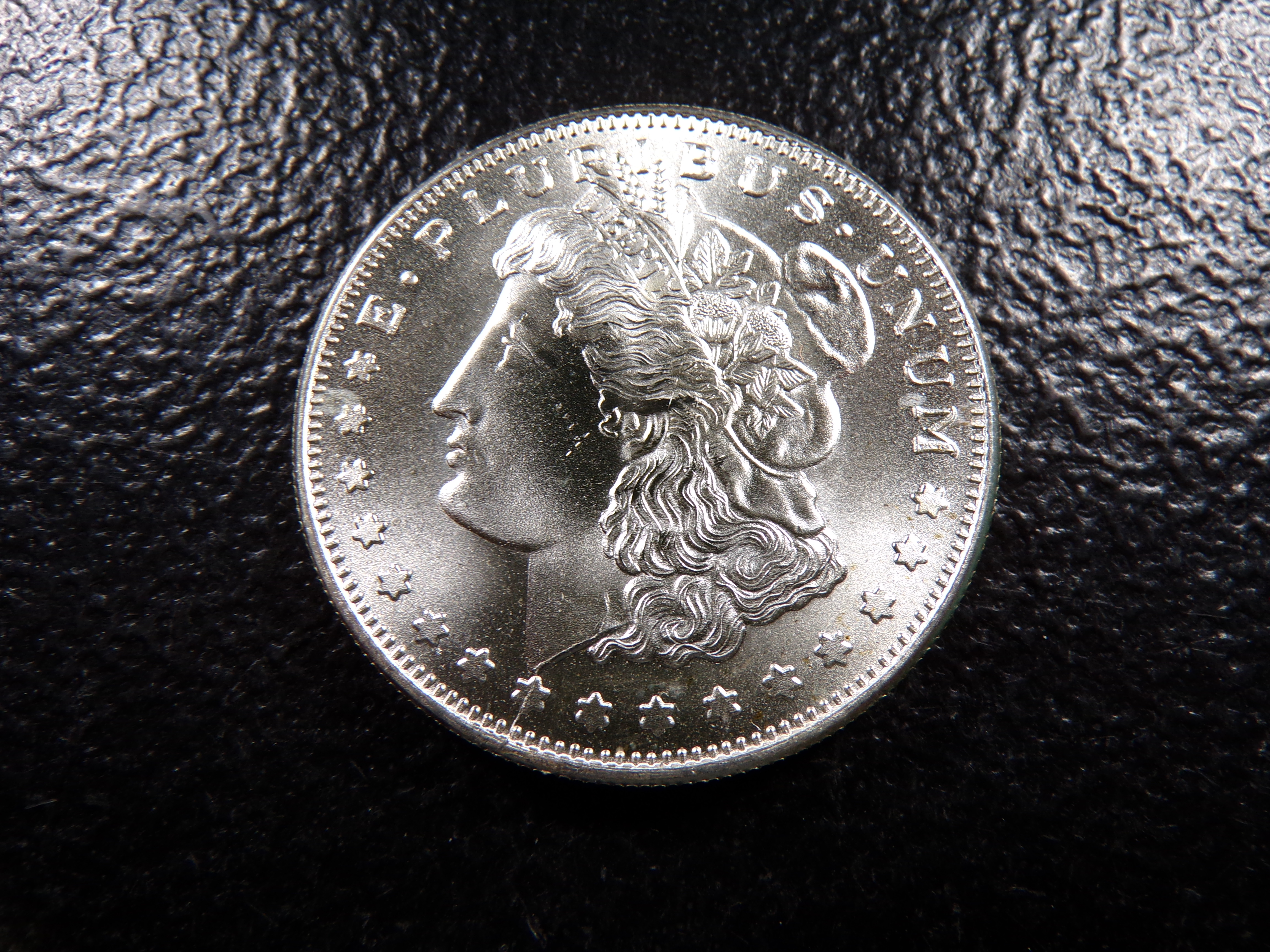 SILVER COLLECTIBLE 1 OUNCE .999 FINE SILVER
