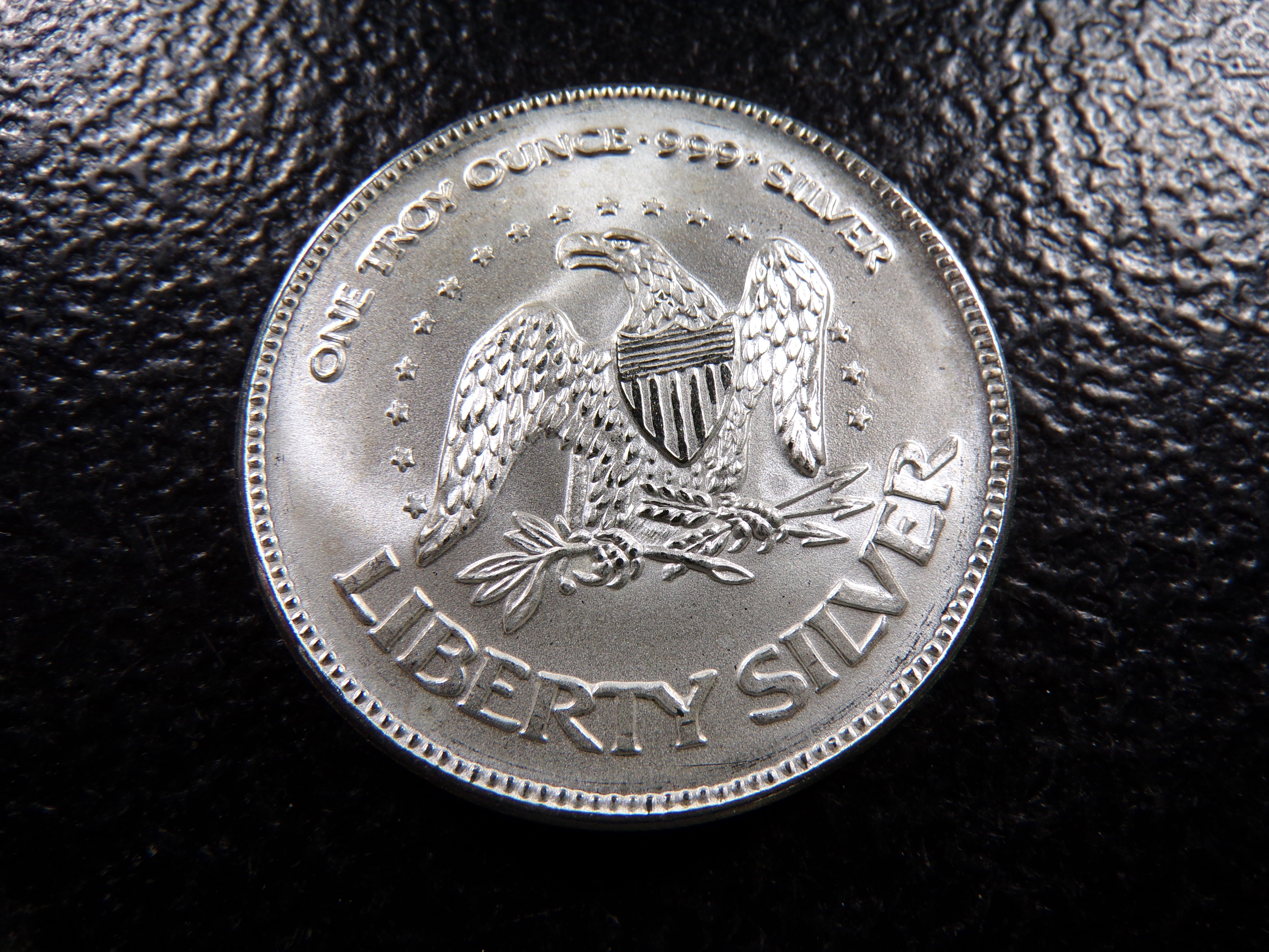SILVER COLLECTIBLE 1 OUNCE .999 FINE SILVER