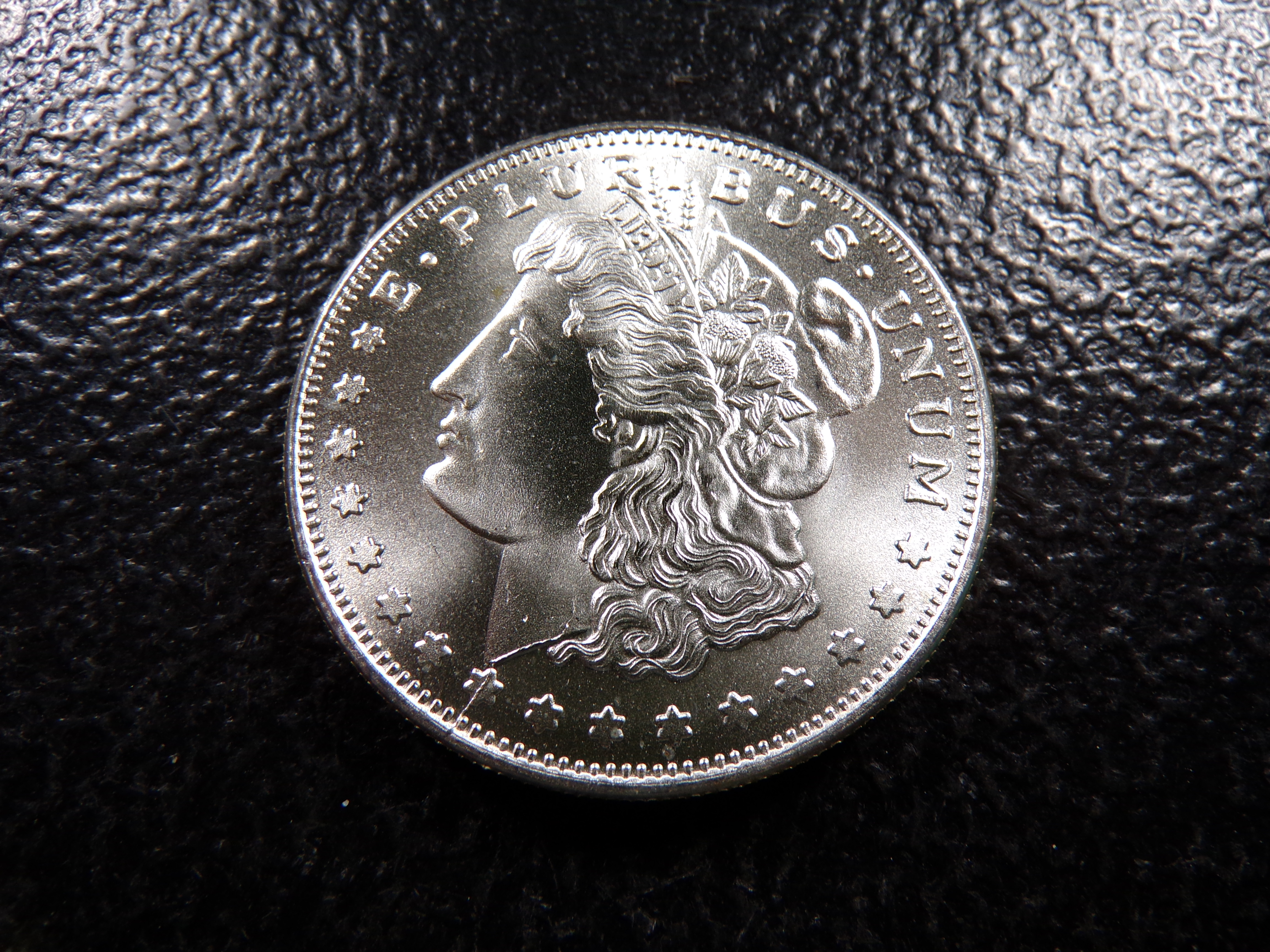 SILVER COLLECTIBLE 1 OUNCE .999 FINE SILVER
