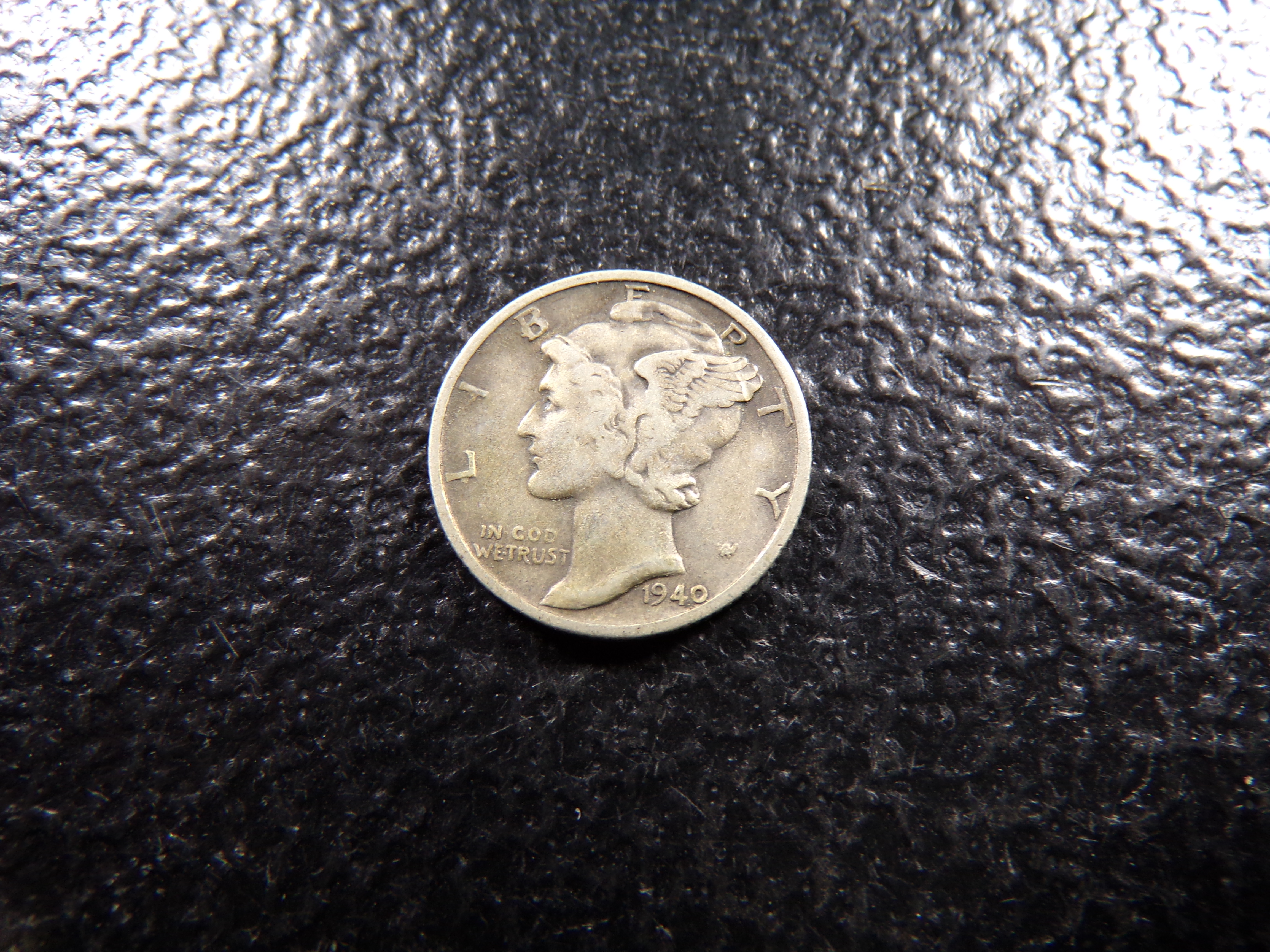 1940-S MERCURY SILVER DIME ***MINTED 21.6 MILLION