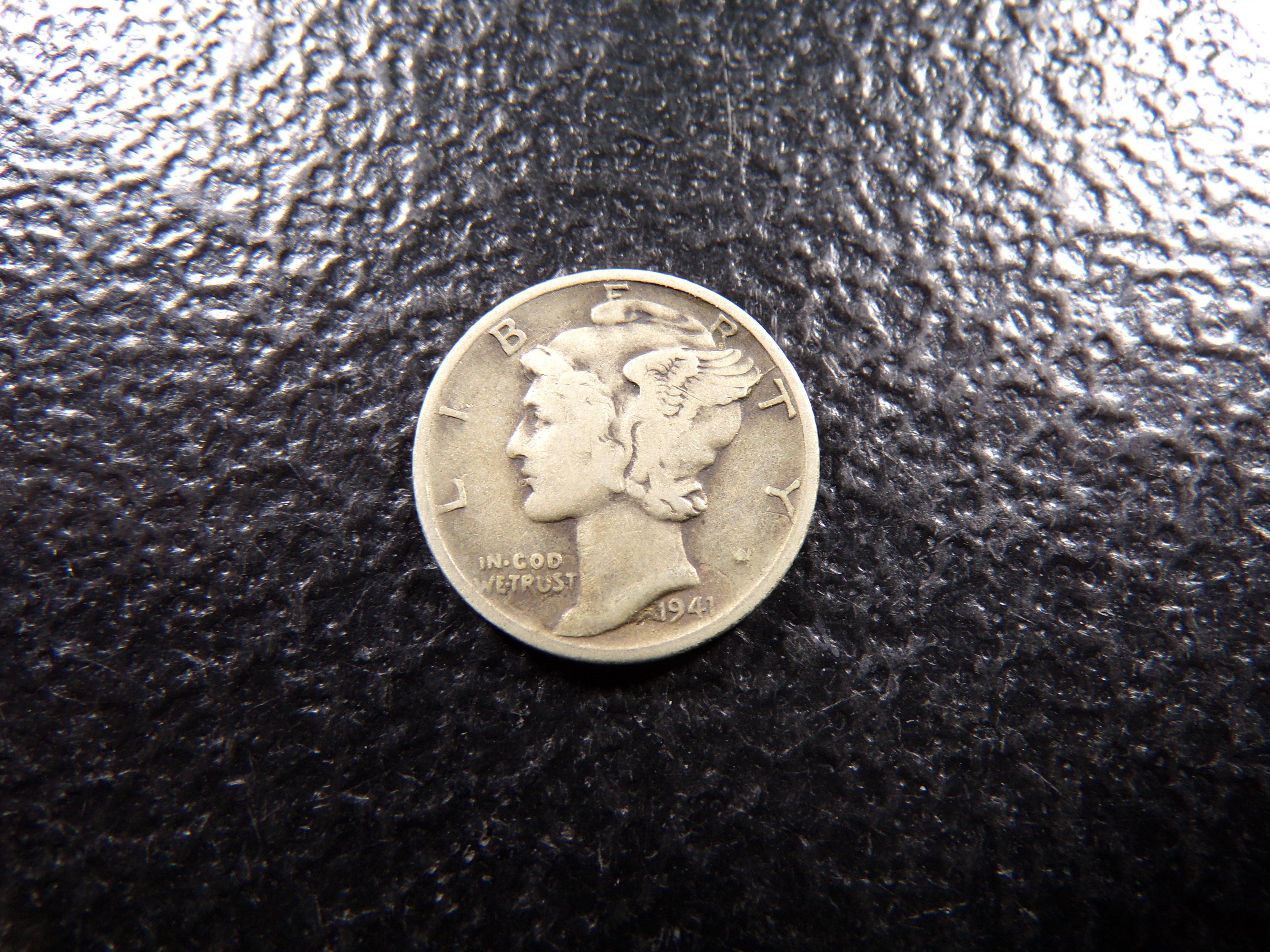 1941-D MERCURY SILVER DIME ***MINTED 45.6 MILLION